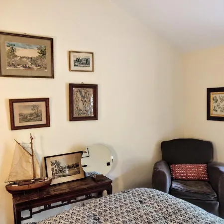 Lyon Guest house 3*